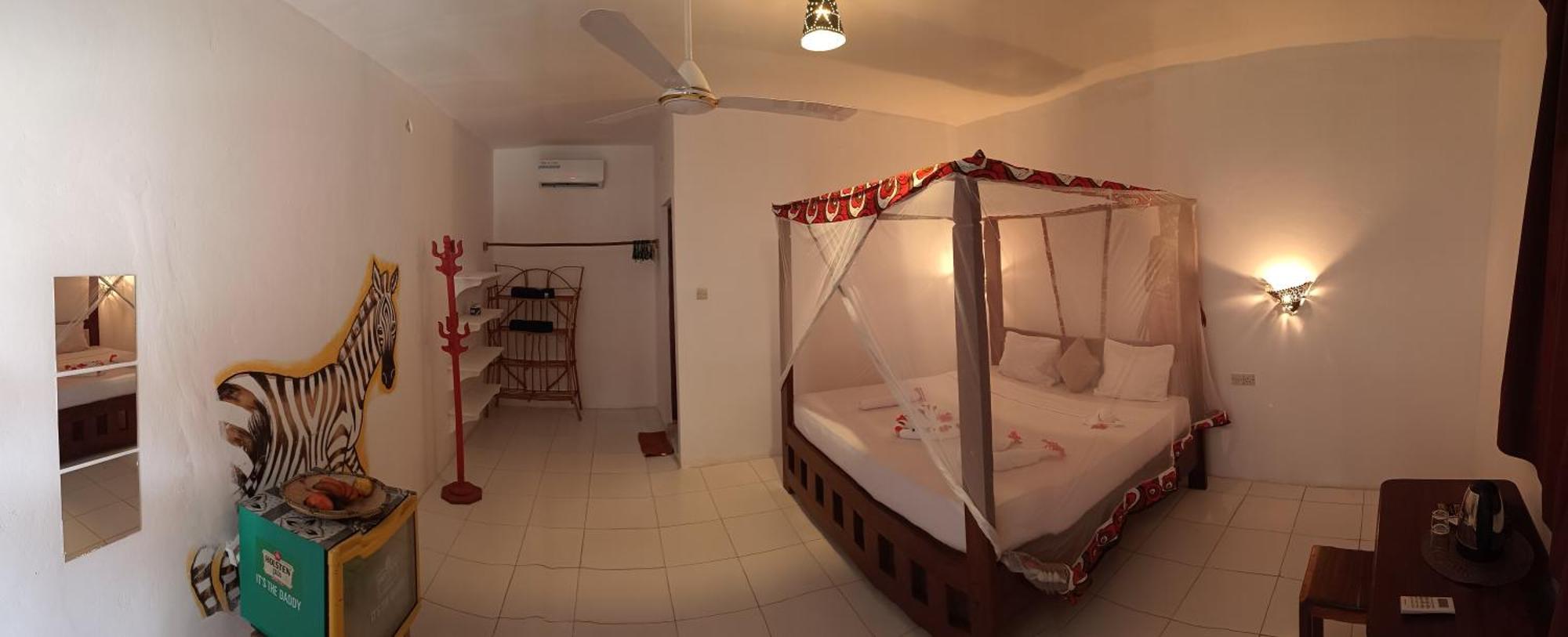 Zanzi Beach Hotel Nungwi Exterior photo